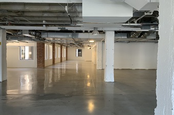 Enlarge photo 57