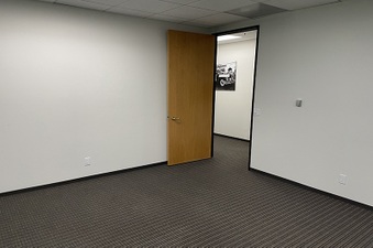 Enlarge photo 57