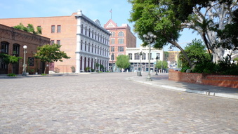 Enlarge photo 2