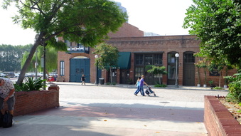 Enlarge photo 40