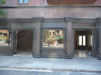 Enlarge photo 24