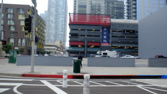 Enlarge photo 27