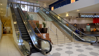 Burbank Town Center 3
