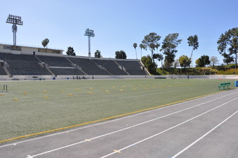 EAST LA COLLEGE