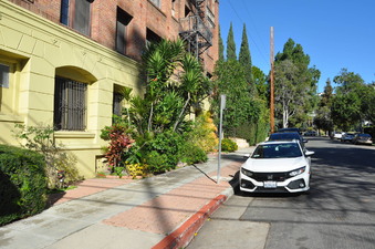 Enlarge photo 11