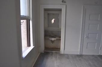 Enlarge photo 3