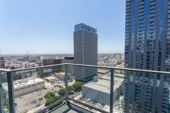 1050 DTLA KL