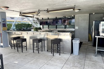 Enlarge photo 19