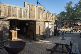 CIRCLE G BAR-RANCH