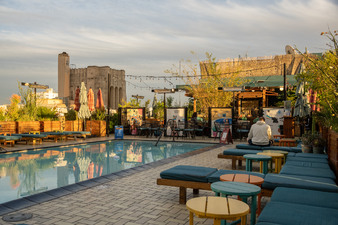 Enlarge photo 25