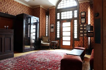 Enlarge photo 59