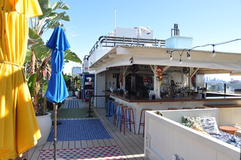 OUTDOOR BARS