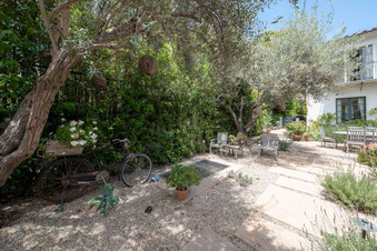 Enlarge photo 4