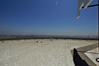 Enlarge photo 68