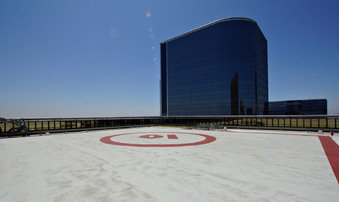Enlarge photo 63