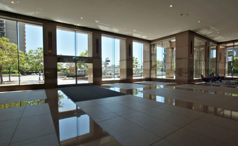 Enlarge photo 51