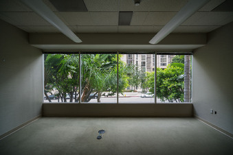 Enlarge photo 91