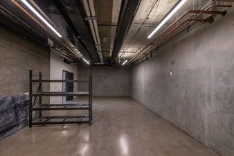 Enlarge photo 109
