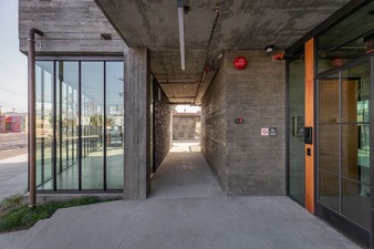 Enlarge photo 112