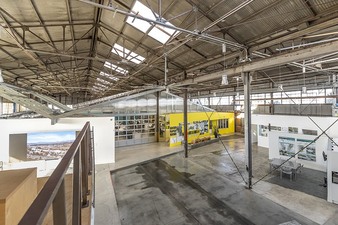 Enlarge photo 34