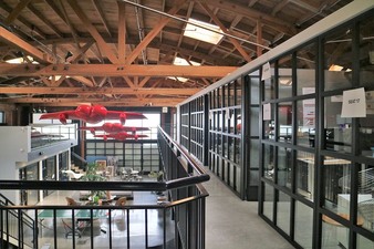 Enlarge photo 11