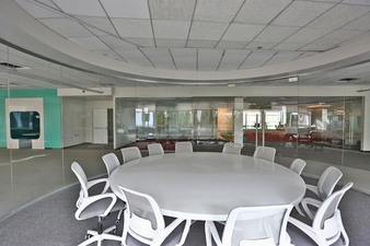 Enlarge photo 29
