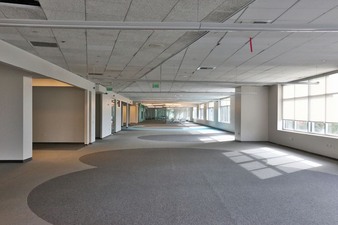 Enlarge photo 17