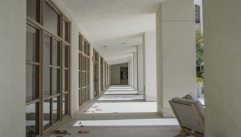 Enlarge photo 42