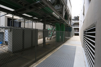 Enlarge photo 62