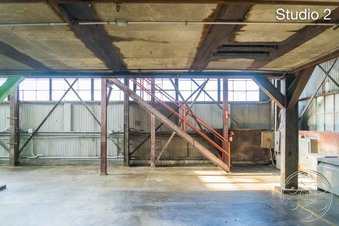 Enlarge photo 17