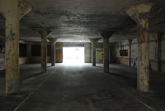 Enlarge photo 33
