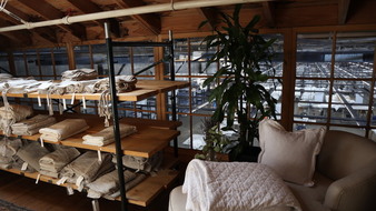 Enlarge photo 53