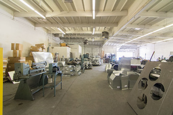 Enlarge photo 63