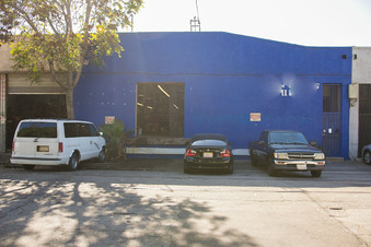 MODERN TEXTILE FACTORY
