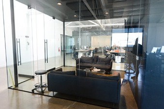 Enlarge photo 29