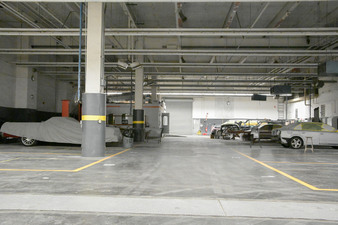 Enlarge photo 2