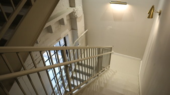 Enlarge photo 46