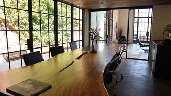 Enlarge photo 24