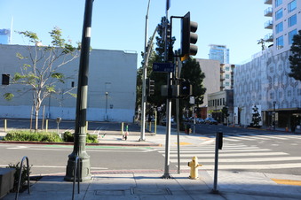 Enlarge photo 17