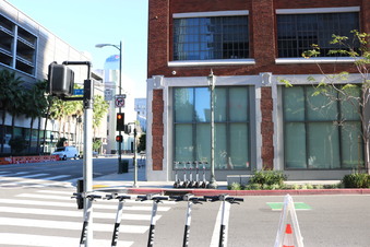 Enlarge photo 26