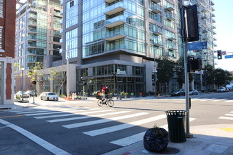 Enlarge photo 15