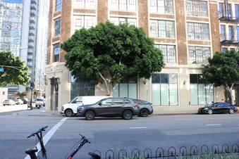 Enlarge photo 2