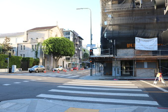 Enlarge photo 18