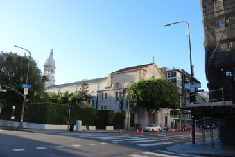 Enlarge photo 13