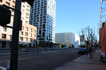Enlarge photo 12
