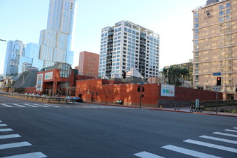 Enlarge photo 4