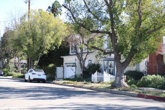 Enlarge photo 10
