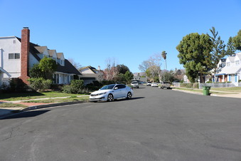 Enlarge photo 12