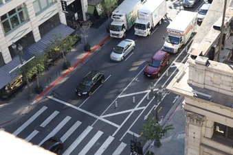 Enlarge photo 13