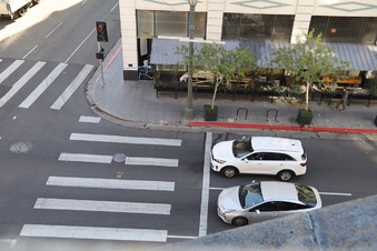 Enlarge photo 18